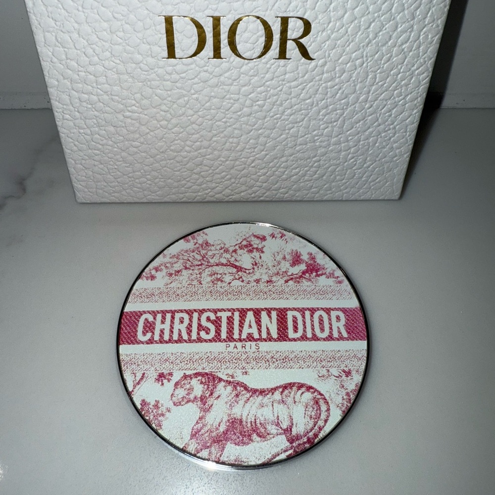 New Christian Dior Pink and White compact mirror